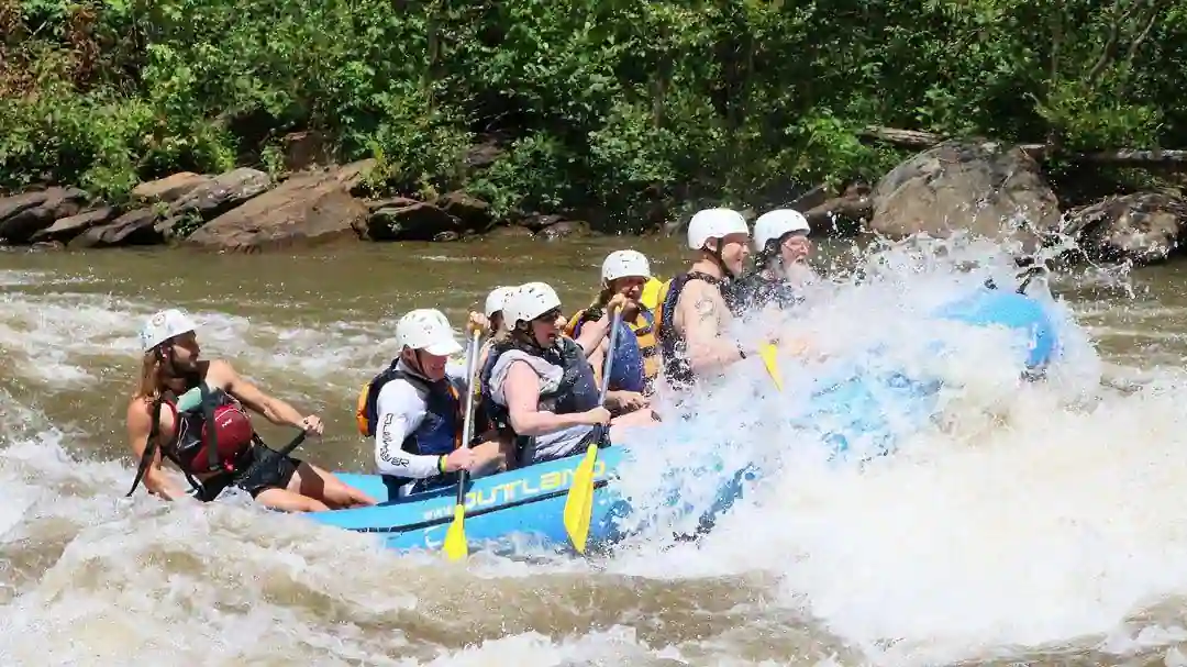 Rafting in strong current in Rishikesh