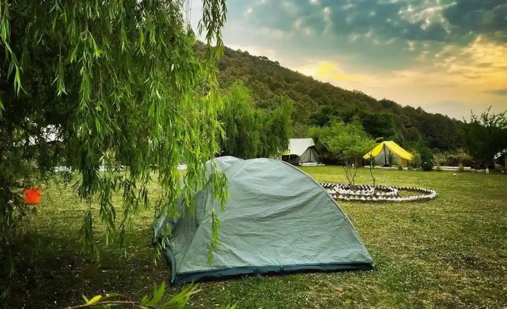 A camp in the middle of Bugyal in Nainital