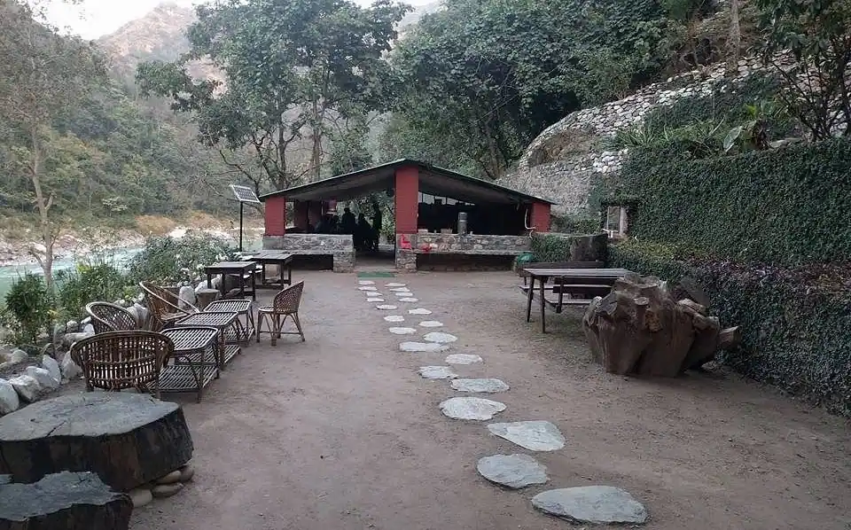 Camp Ganga Riviera, Riverside Jungle Camp in Phool Chatti